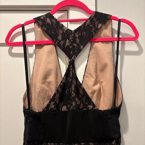 BCBG Serafina Gown - Picture 5 of 11